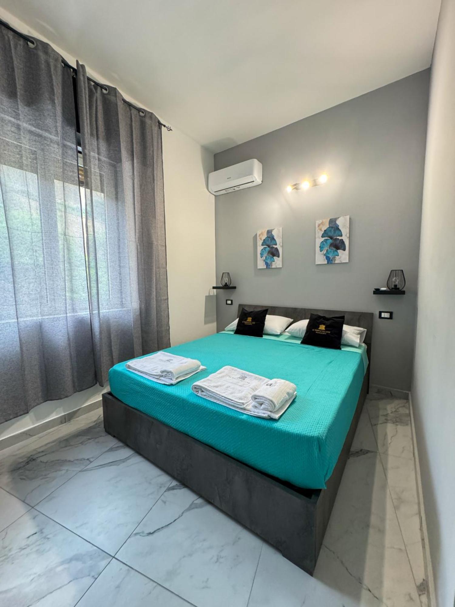 Le Temple Du Luxe Bed & Breakfast อากริเจนโต ภายนอก รูปภาพ